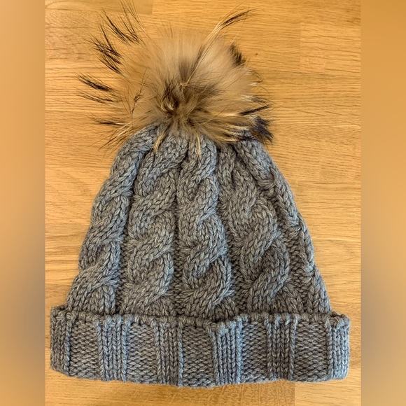 Fraas grey cable knit toque with beige and black faux fur Pom Pom. Like-new. - Picture 1 of 6